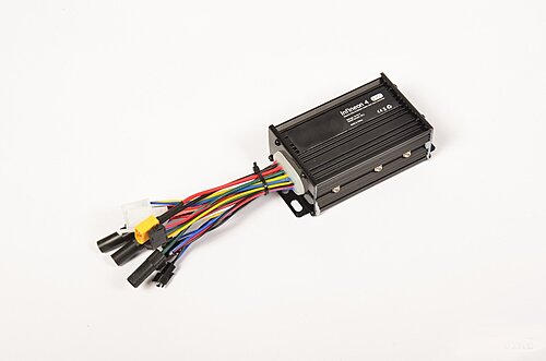Контроллер Infineon 4, 90В 60А 12 fet (программируемый)